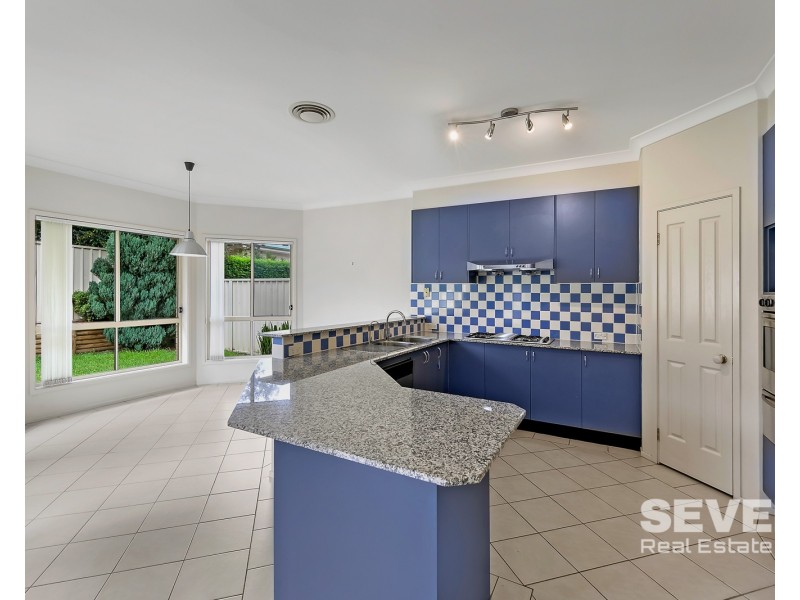 8 Northwood Place, Castle Hill NSW 2154