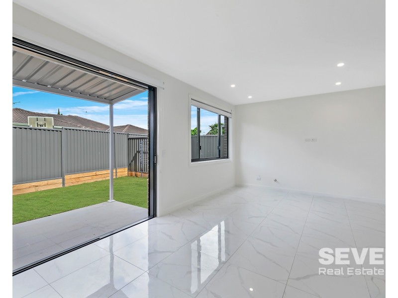 49 Alana Avenue, Quakers Hill NSW 2763