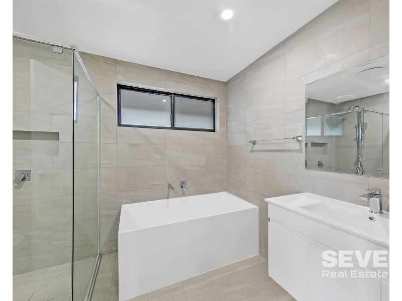 49 Alana Avenue, Quakers Hill NSW 2763