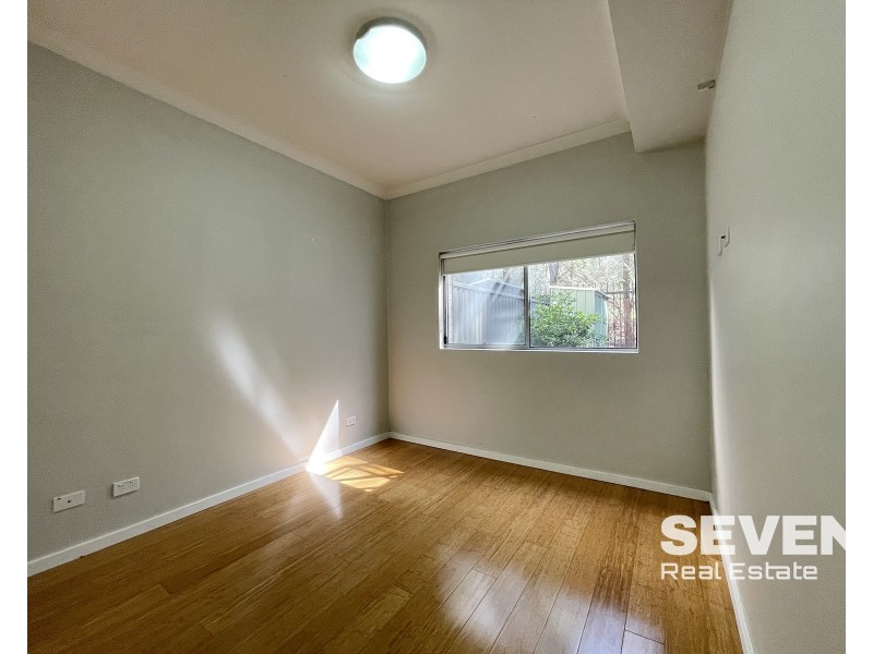 Unit 3/17-23 Dressler Court, Holroyd NSW 2142