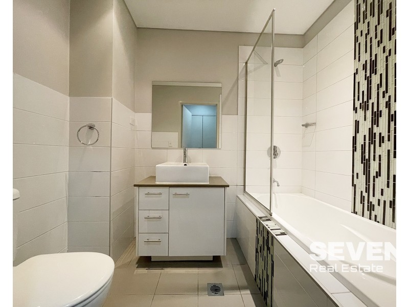 Unit 3/17-23 Dressler Court, Holroyd NSW 2142