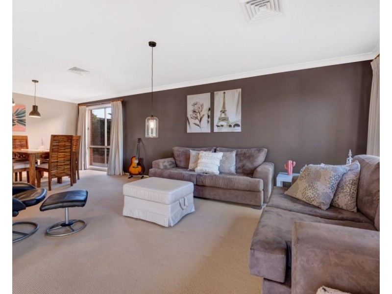 8 Kingdom Place, Kellyville NSW 2155