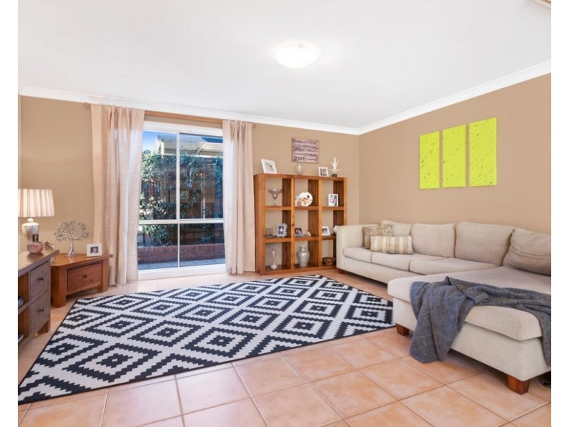 8 Kingdom Place, Kellyville NSW 2155