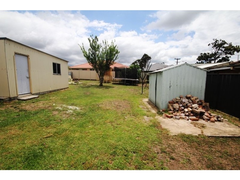 3 Mulgen Crescent, Bomaderry NSW 2541