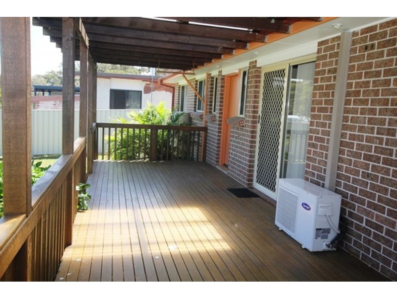 16 Crest Avenue, North Nowra NSW 2541