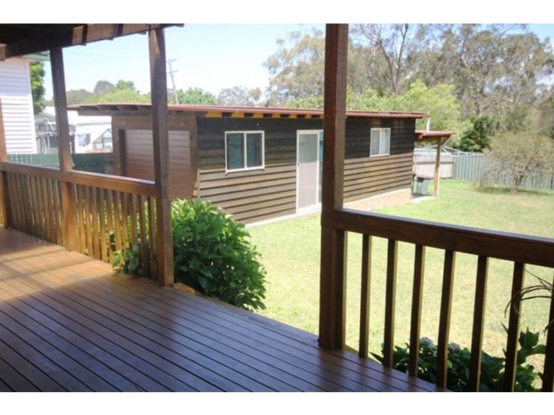 16 Crest Avenue, North Nowra NSW 2541