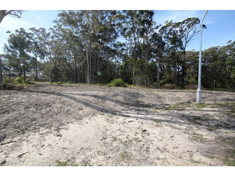 13 Wullun Close, Sanctuary Point NSW 2540