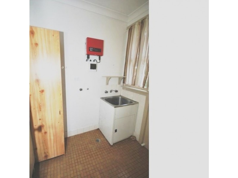 126 East St, Nowra NSW 2541