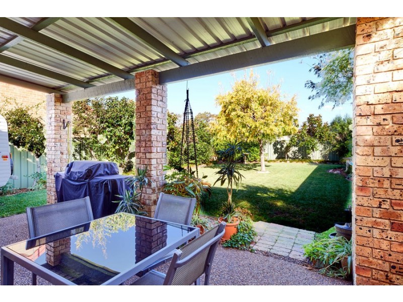 2 Chestnut Avenue, Bomaderry NSW 2541