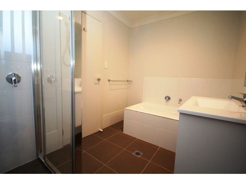 4 Silvereye Close, South Nowra NSW 2541