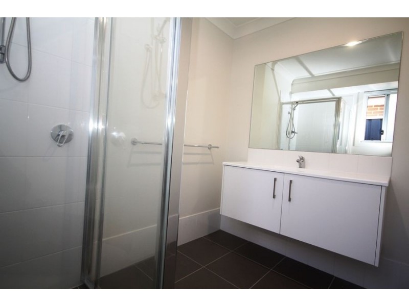 4 Silvereye Close, South Nowra NSW 2541