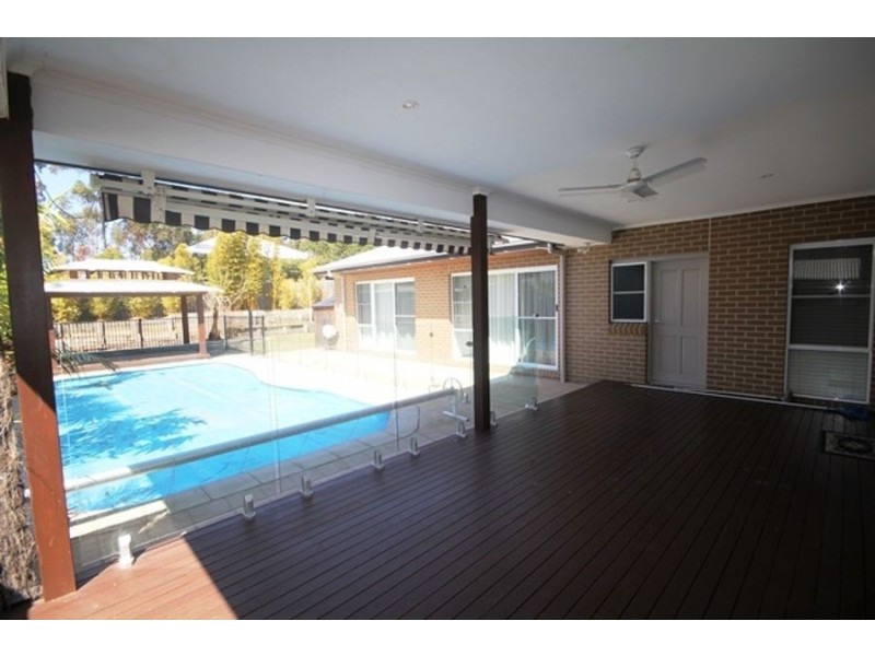 18 Coaster Cct, Vincentia NSW 2540