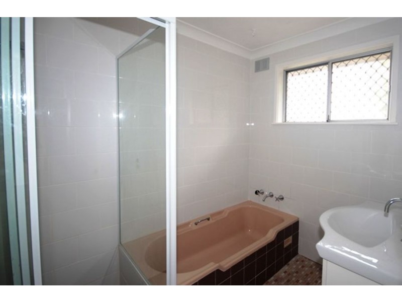 8 West Street, Nowra NSW 2541