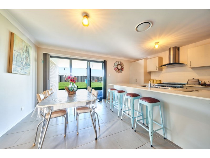 8 Osprey Road, South Nowra NSW 2541