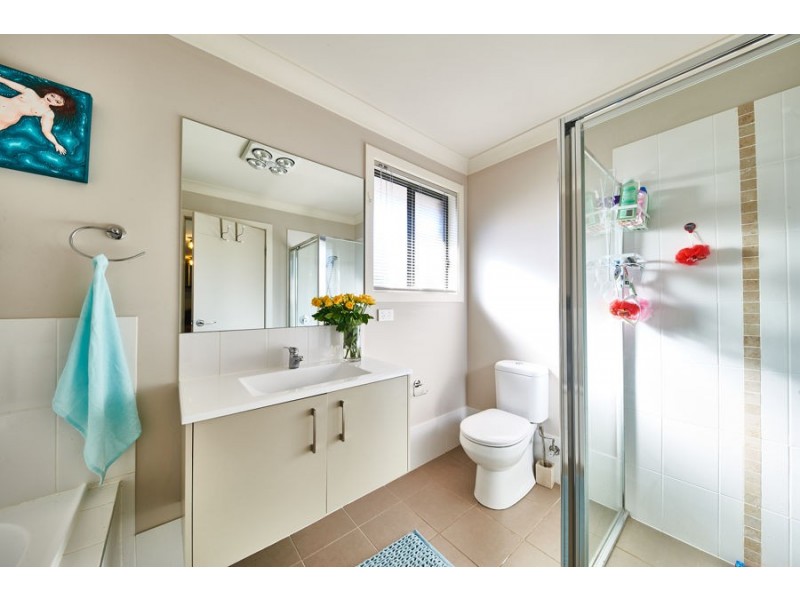 8 Osprey Road, South Nowra NSW 2541