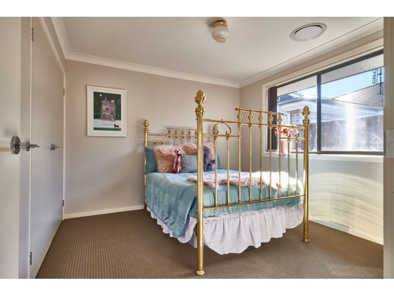 8 Osprey Road, South Nowra NSW 2541
