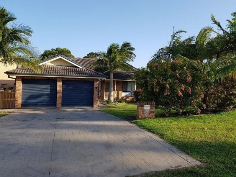 12 Warrego Drive, Sanctuary Point NSW 2540