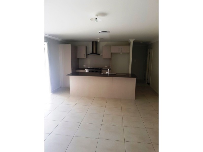 51 Basil St, Worrigee NSW 2540