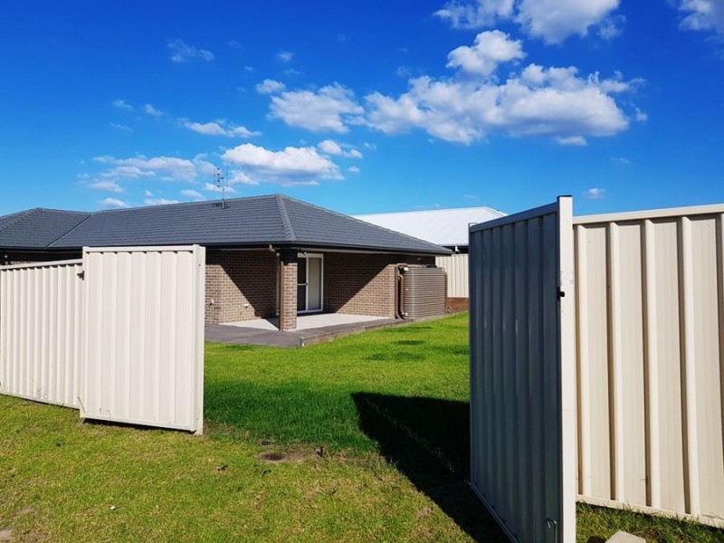 51 Basil St, Worrigee NSW 2540