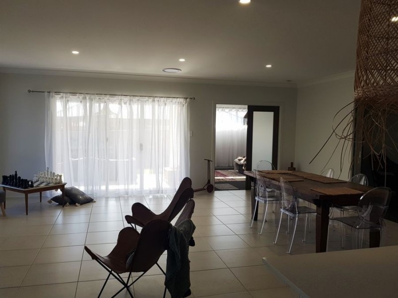 30 Trawler Ave, Vincentia NSW 2540