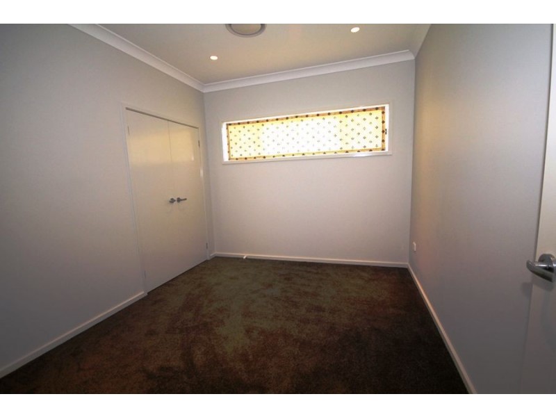 77 Summercloud Crescent, Vincentia NSW 2540