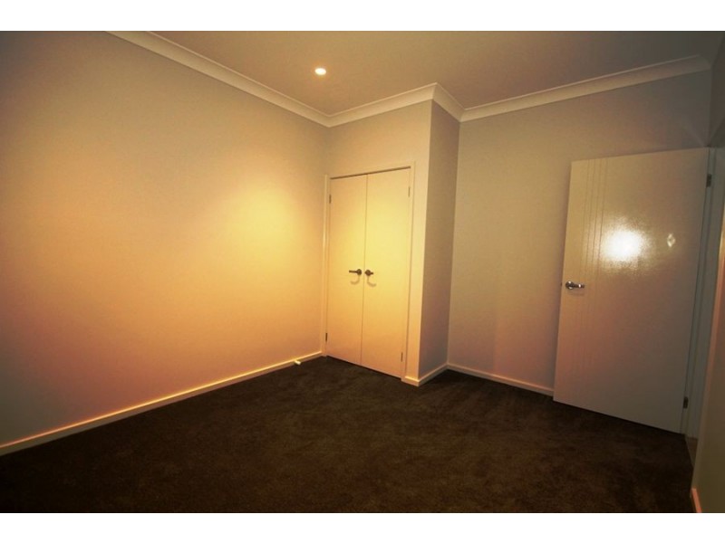 77 Summercloud Crescent, Vincentia NSW 2540