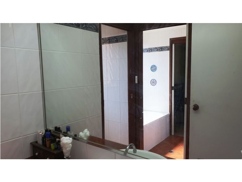 10 Cavalier Pde, Bomaderry NSW 2541