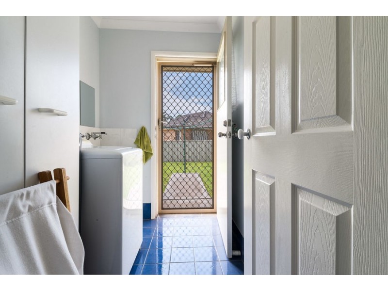 13 Carrington Park Dr, Nowra NSW 2541