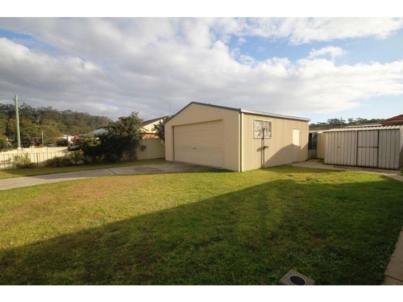32 Lakehaven Drive, Sussex Inlet NSW 2540