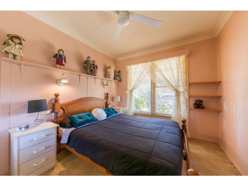 17 McDonald Ave, Nowra NSW 2541