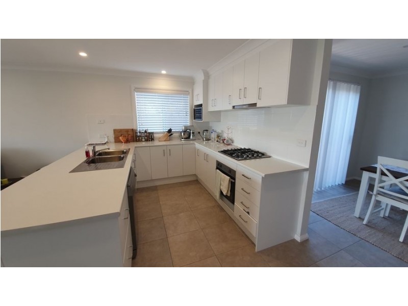 4 Evergreen Place, South Nowra NSW 2541