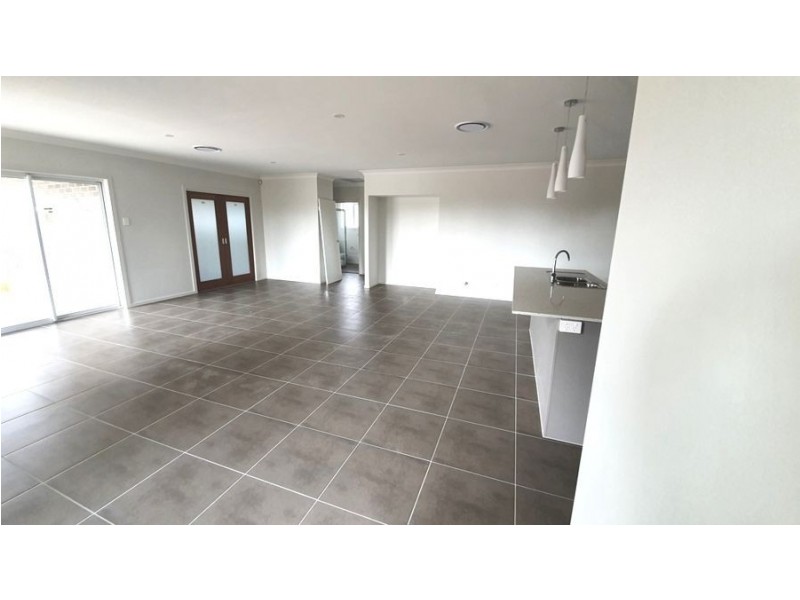 26 Patonga St, Nowra NSW 2541