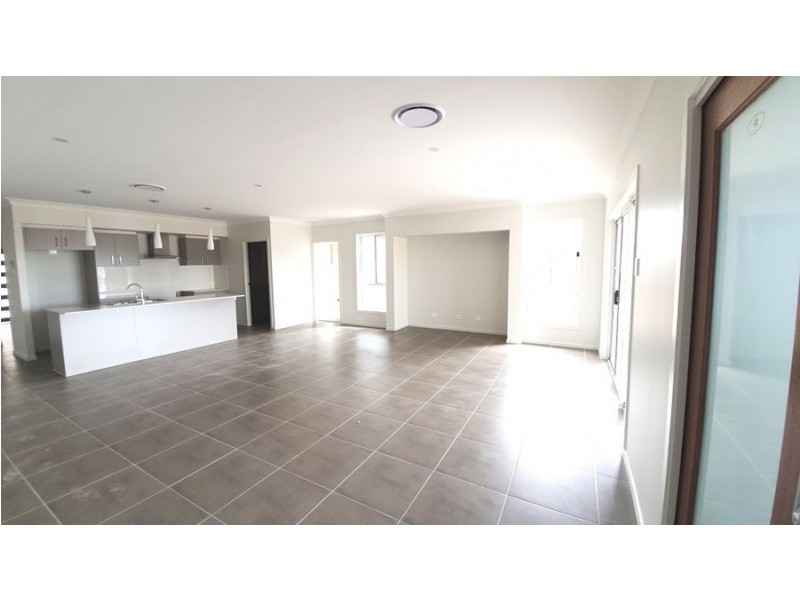 26 Patonga St, Nowra NSW 2541