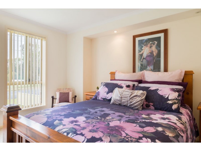 195 Sanctuary Point Road, Sanctuary Point NSW 2540