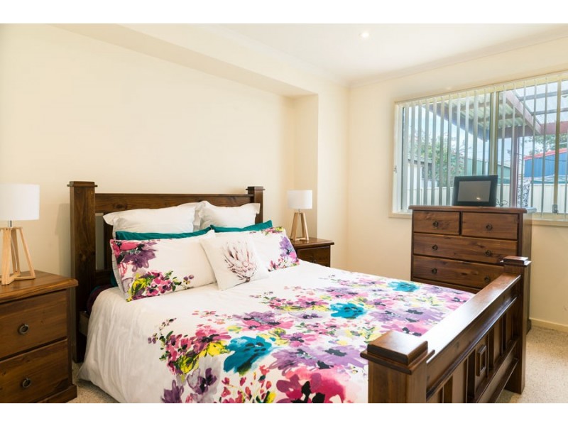 195 Sanctuary Point Road, Sanctuary Point NSW 2540