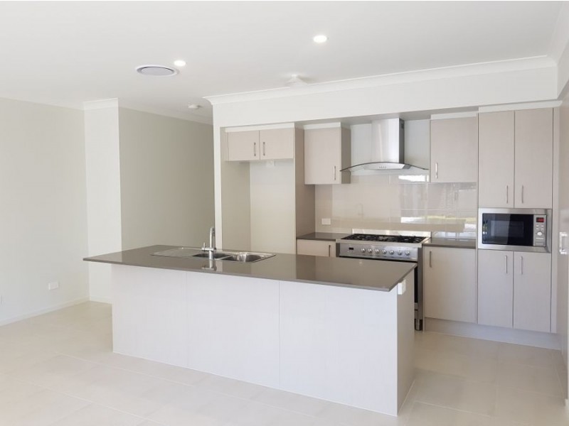 13 Vost Drive, Sanctuary Point NSW 2540