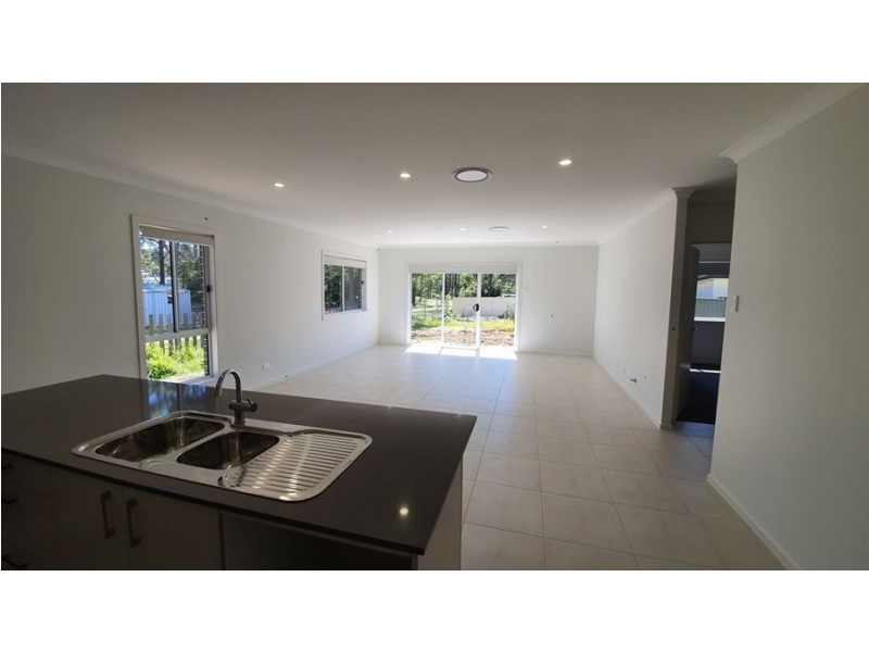 13 Vost Drive, Sanctuary Point NSW 2540