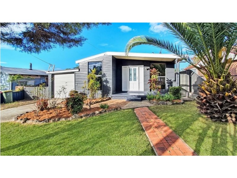 14 John Street, Basin View NSW 2540