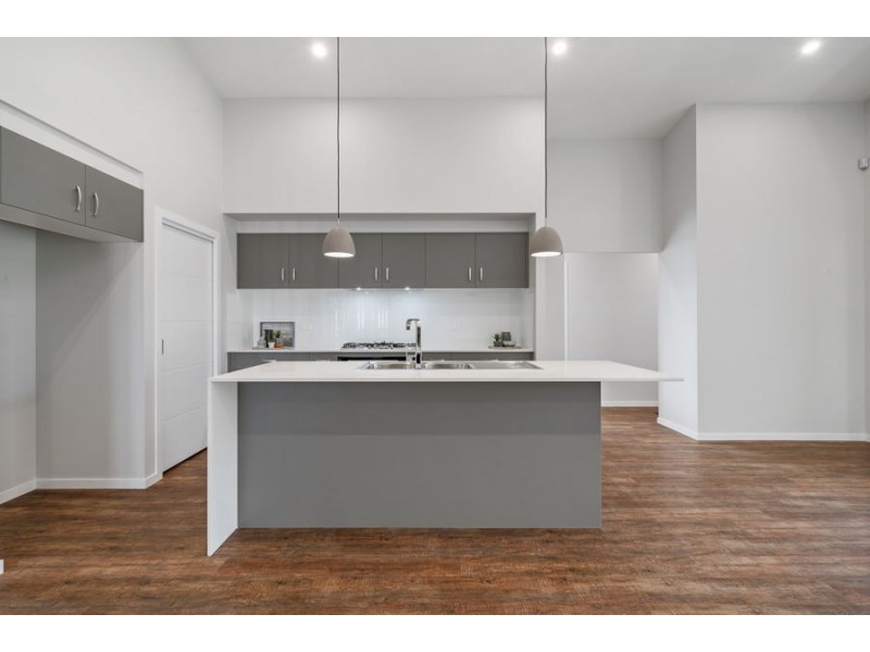 10 Clifton Street, Sanctuary Point NSW 2540