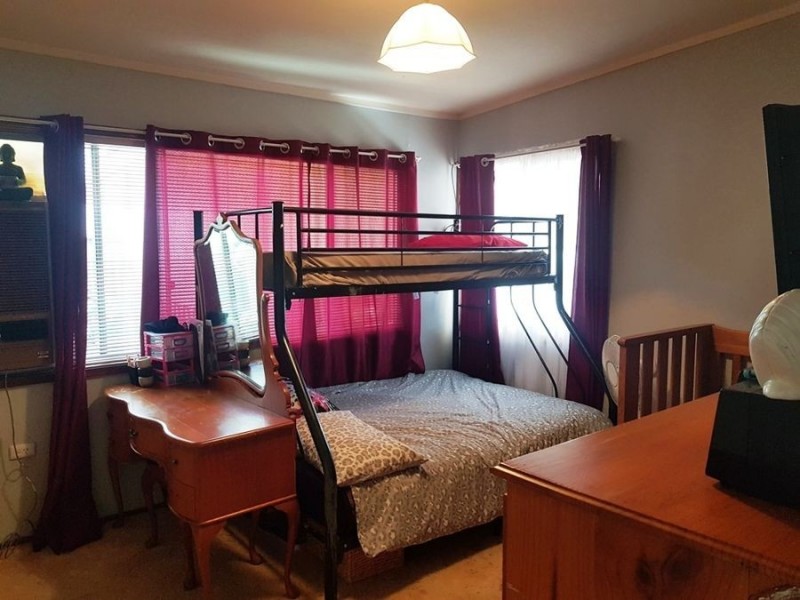 88 West Birrilley Street, Bomaderry NSW 2541