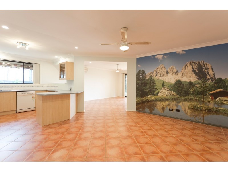 1 Sophia Road, Worrigee NSW 2540