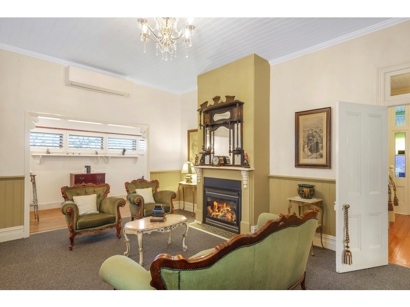 77 Jervis Street, Nowra NSW 2541
