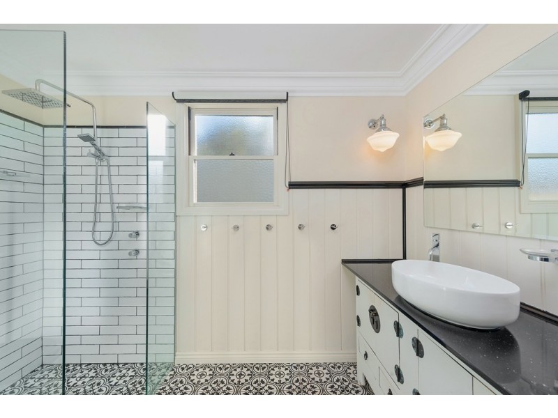 77 Jervis Street, Nowra NSW 2541