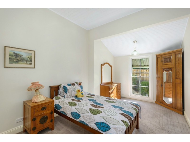 77 Jervis Street, Nowra NSW 2541
