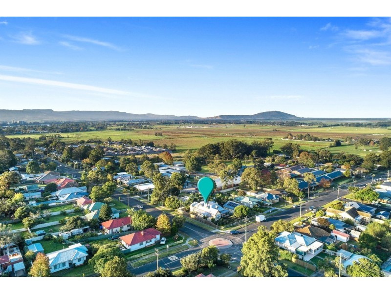 77 Jervis Street, Nowra NSW 2541
