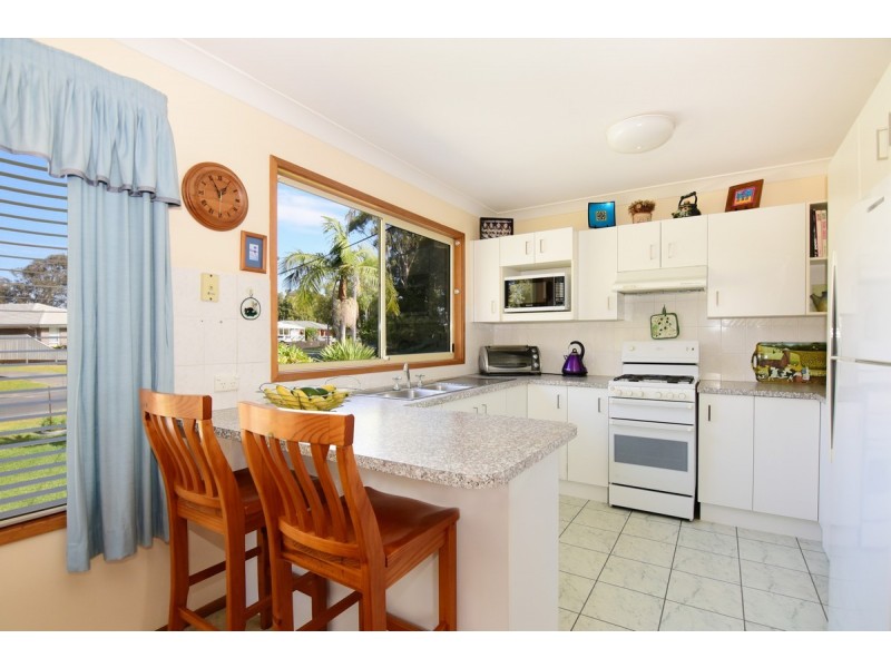 43 Brighton Parade, Culburra Beach NSW 2540