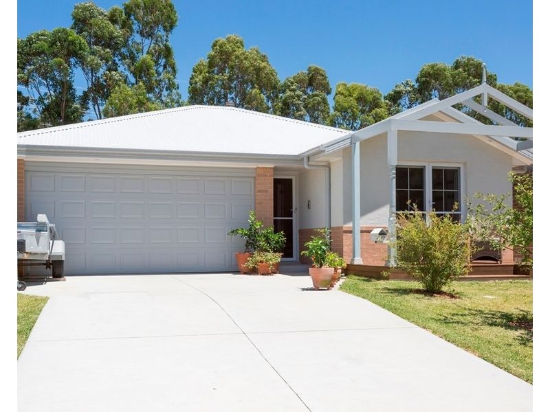 10 Skiff St, Vincentia NSW 2540