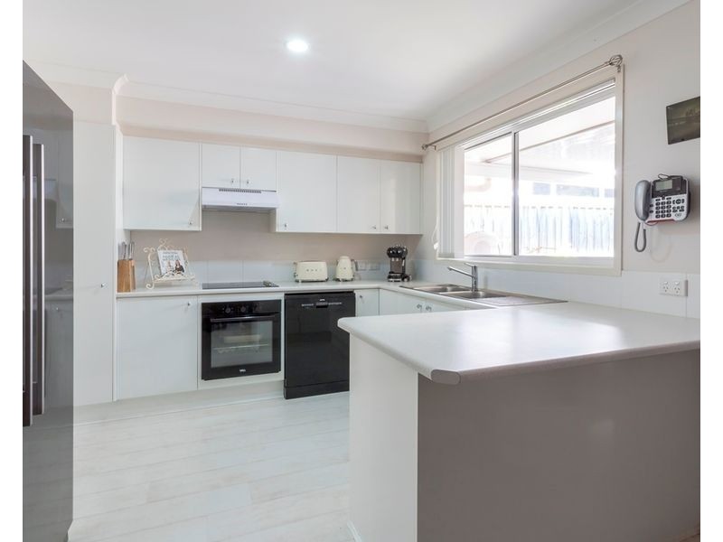 10 Skiff St, Vincentia NSW 2540