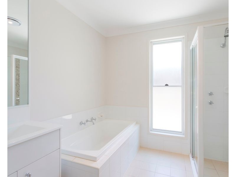 10 Skiff St, Vincentia NSW 2540