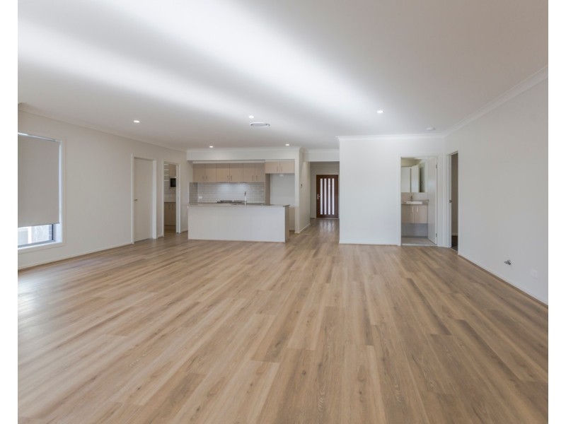 70 Caladenia Crescent, South Nowra NSW 2541